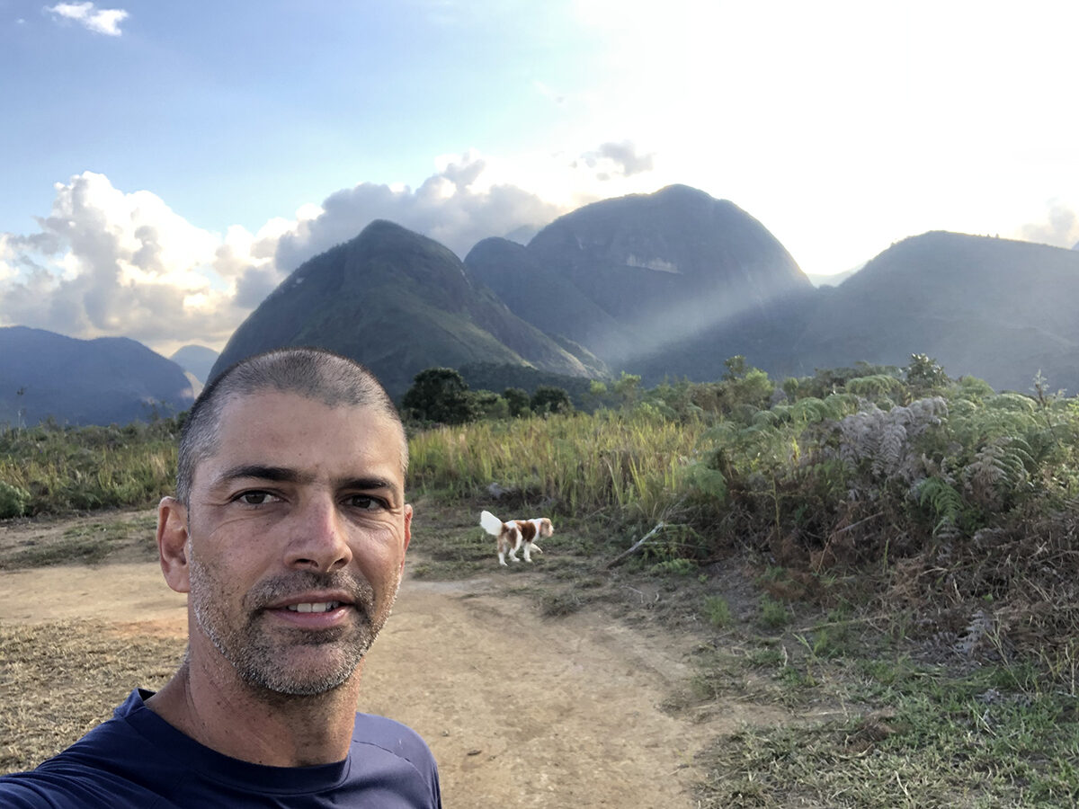 Wolff Klabin standing in front of a mountain range.