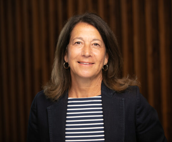 image of Nikki Manderlink