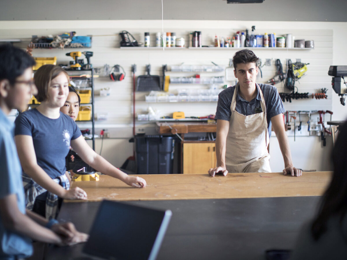 Nico Gallo with Exeter students in the Design Lab.